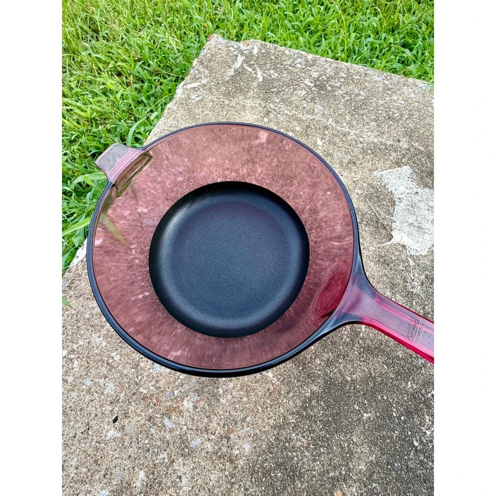 VTG Visions Corning Cranberry Glass 2.5L Saucepan w Pyrex Lid V-2.5-C USA Made